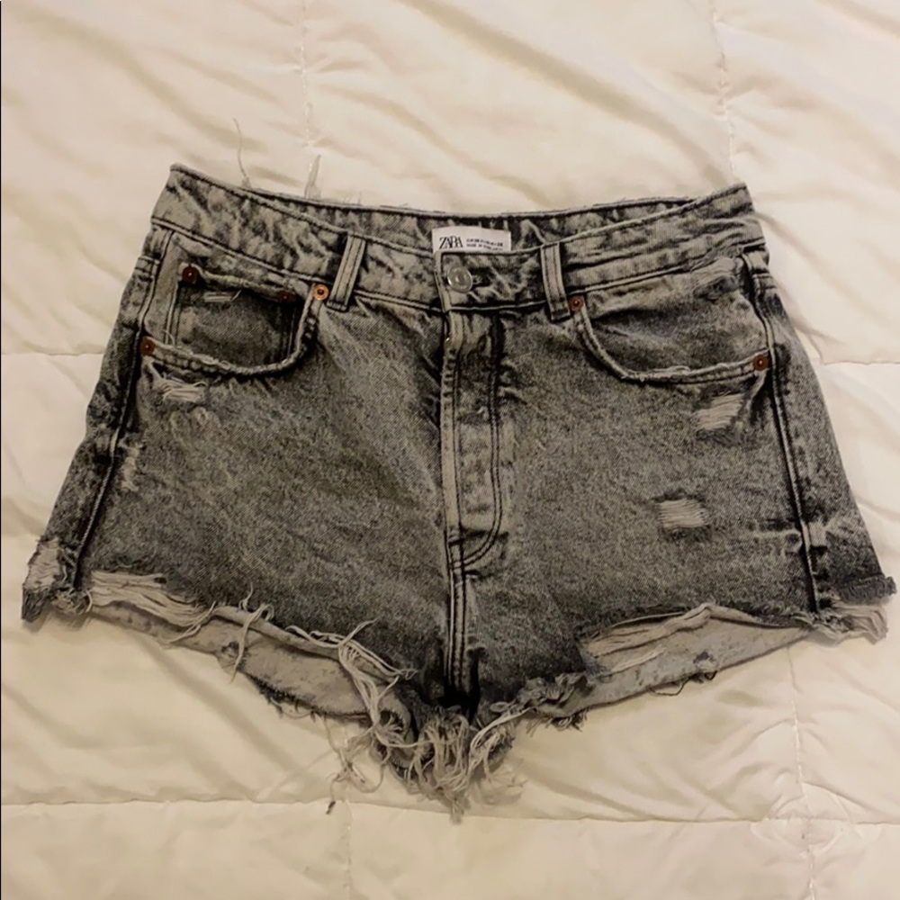 Zara black booty shorts